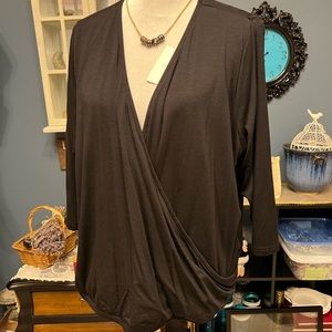 NEW!!  Ryllace 3/4 SLEEVE, WRAPPED SHRUG!! 🌷